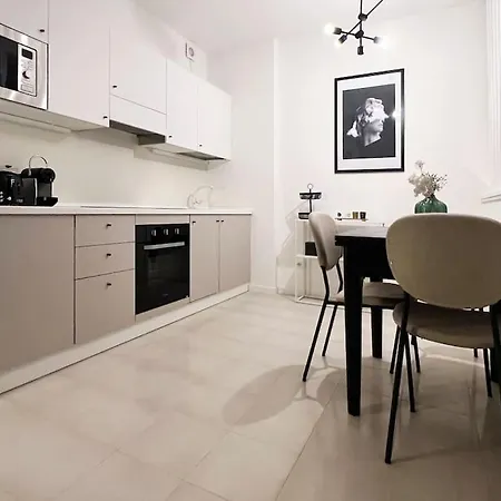 Apartment Retro Style With Terrace In Modern